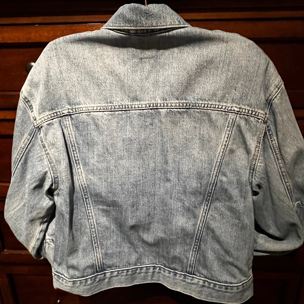 GAP Classic Blue Denim Jacket - Picture 2 of 3